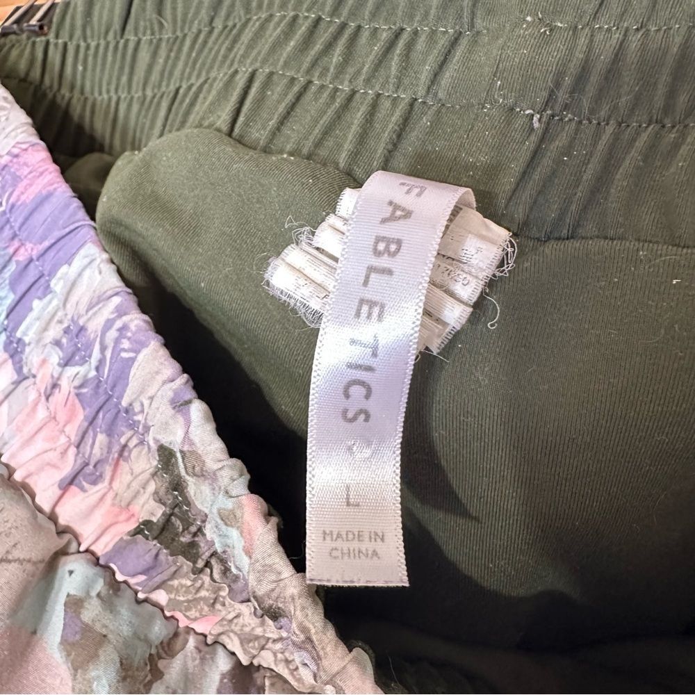 Fabletics Floral Running Shorts - Picture 5 of 5